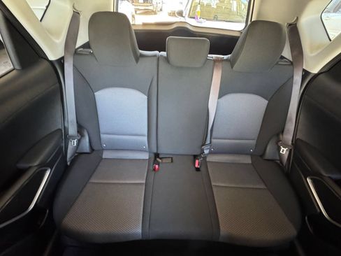 Used 2025 Kia Soul LX w/ LX Technology Package FWD image 36