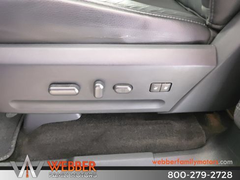 Used 2016 Ford Expedition Limited w/ Equipment Group 301A AWD/4WD image 35