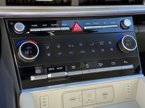 New 2026 Hyundai Santa Fe Limited AWD/4WD image 18