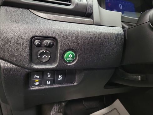 Used 2024 Honda Passport TrailSport image 18