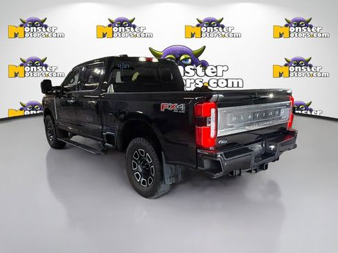 Used 2023 Ford F250 Platinum AWD/4WD image 6