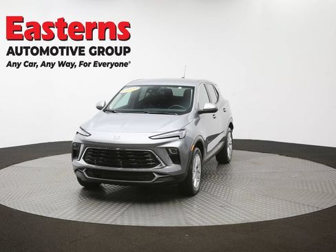 Used 2025 Buick Encore GX Preferred AWD/4WD image 52