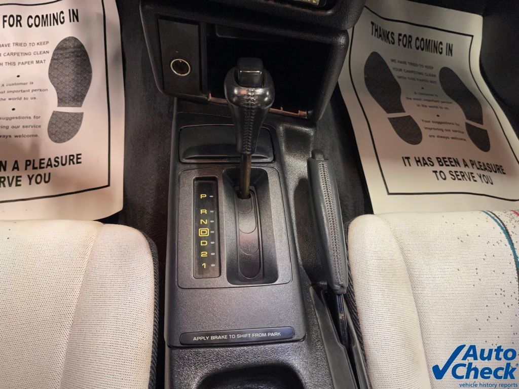 Used 1993 Chevrolet Camaro Z28 RWD image 36