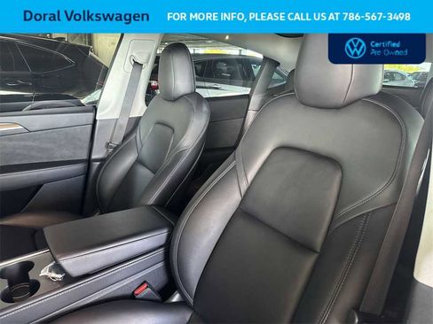 Used 2022 Tesla Model Y Performance image 14