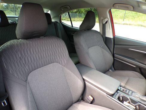 Used 2025 Toyota Camry LE FWD image 13
