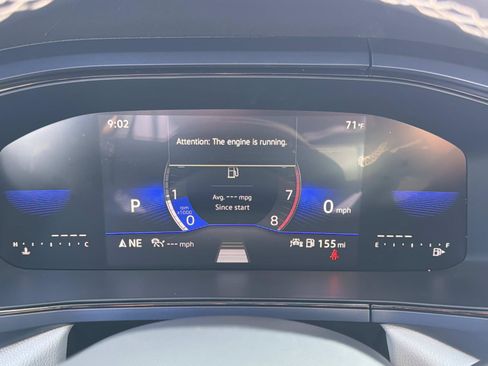 Certified 2023 Volkswagen Taos SE w/ Panoramic Sunroof Package FWD image 20