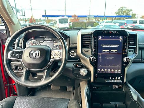 Used 2019 RAM 1500 Laramie image 19