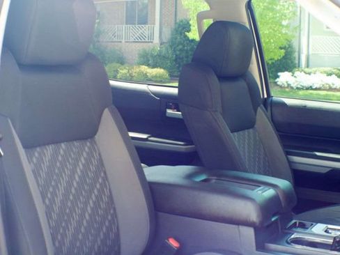 Used 2020 Toyota Tundra SR5 w/ SR5 Upgrade Package image 43