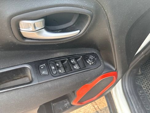Used 2020 Jeep Renegade Sport AWD/4WD image 13