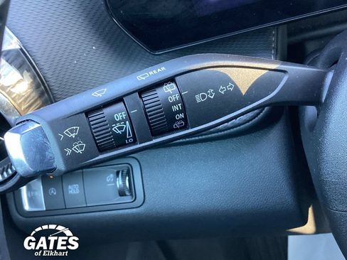 Used 2026 Chevrolet Equinox LT FWD image 27