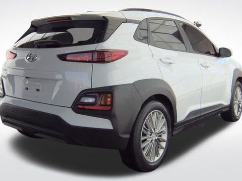 Used 2020 Hyundai Kona SEL image 4