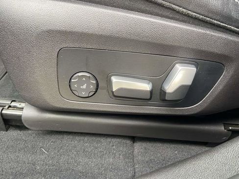 Used 2022 BMW X4 xDrive30i w/ Parking Assistance Package AWD/4WD image 20