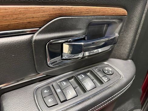 Used 2017 RAM 1500 Laramie AWD/4WD image 21