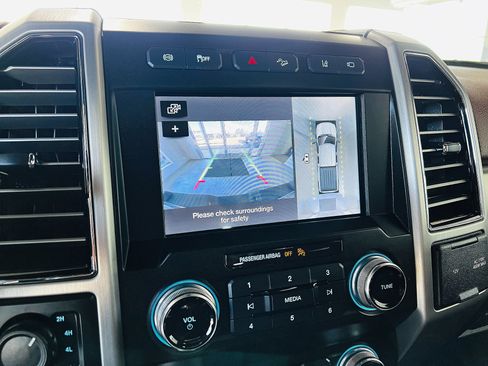 Used 2019 Ford F250 Platinum w/ Platinum Ultimate Package image 23