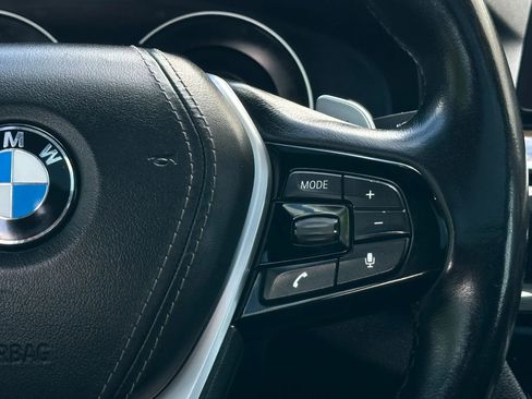 Used 2018 BMW 530e w/ Premium Package 2 image 30