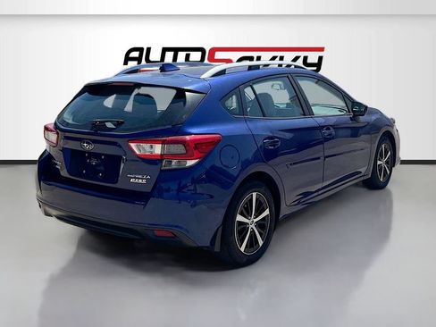 Used 2022 Subaru Impreza 2.0i Premium AWD/4WD image 7