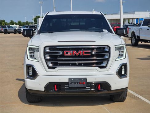 Used 2021 GMC Sierra 1500 AT4 w/ AT4 Premium Package AWD/4WD image 2