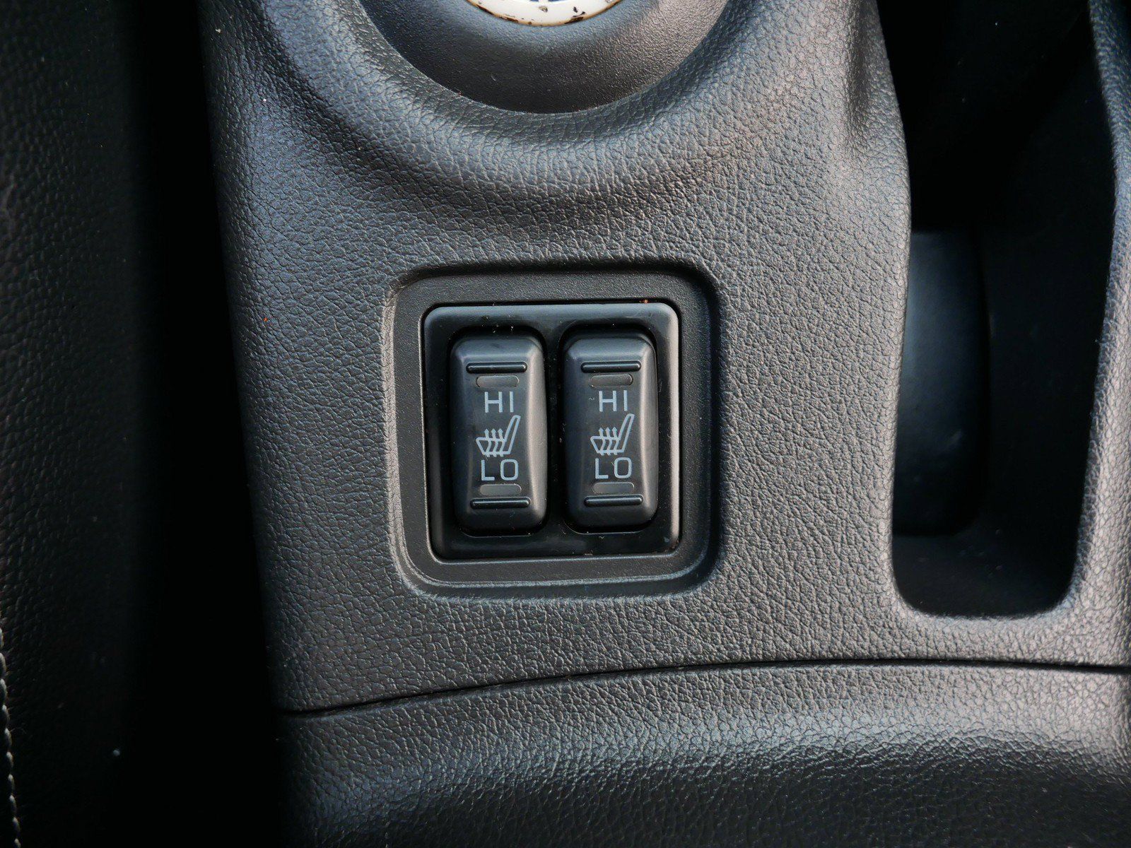 Used 2015 Mitsubishi Outlander SE AWD/4WD image 17
