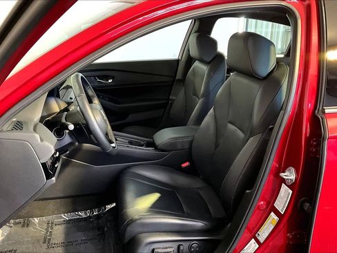 Used 2023 Honda Accord Sport image 9