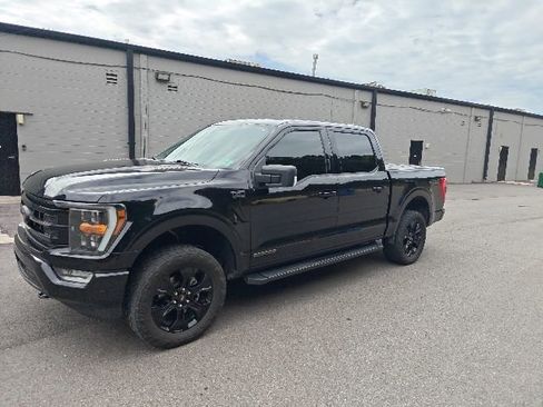 Used 2022 Ford F150 XLT w/ Equipment Group 302A High AWD/4WD image 7