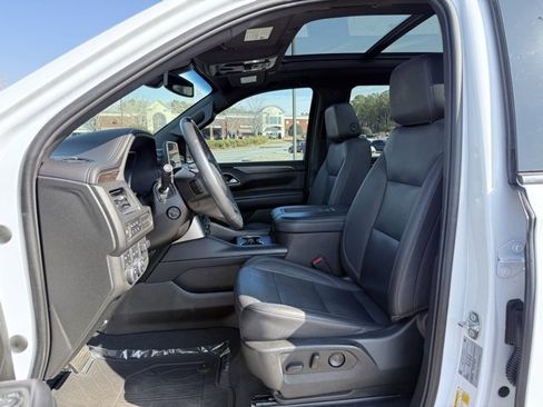 Used 2022 Chevrolet Tahoe Z71 w/ Luxury Package image 13