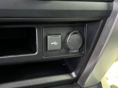 Used 2024 Toyota 4Runner SR5 AWD/4WD image 23