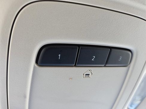 Used 2021 Buick Envision Essence w/ Technology Package I image 21