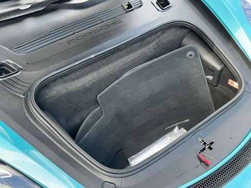 Used 2025 Porsche 718 Cayman GT4 RS RWD image 42