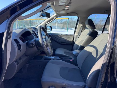 Used 2011 Nissan Xterra S w/ 4X4 Value Package image 10