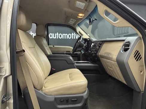 Used 2012 Ford F250 Lariat w/ Chrome Pkg RWD image 34