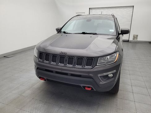 Used 2019 Jeep Compass Trailhawk w/ Cold Weather Group AWD/4WD image 15