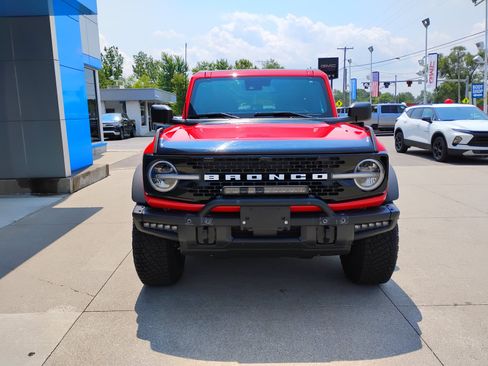 Used 2023 Ford Bronco Wildtrak AWD/4WD image 14