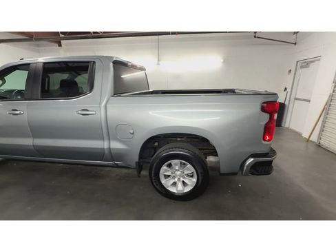 Used 2025 Chevrolet Silverado 1500 LT AWD/4WD image 6