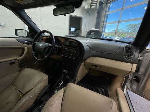 Used 2003 Saab 9-3 SE FWD image 18