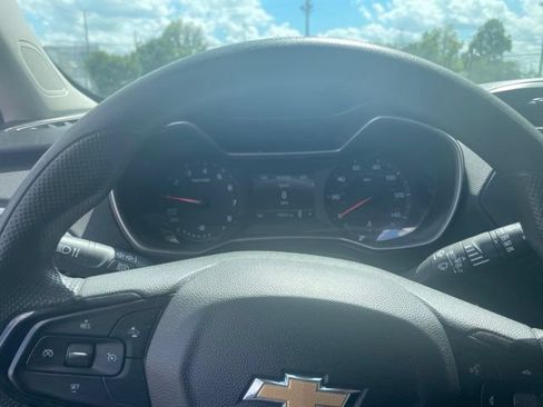 Used 2021 Chevrolet TrailBlazer LS FWD image 22