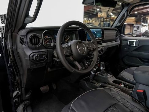 Used 2024 Jeep Wrangler Unlimited Rubicon 392 image 16