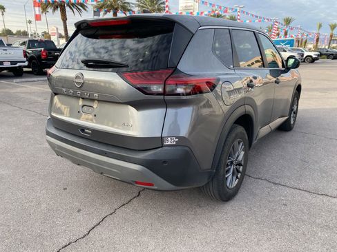 Used 2023 Nissan Rogue S image 7