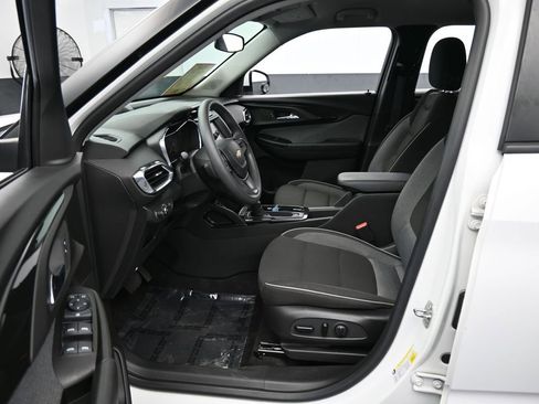 Certified 2023 Chevrolet TrailBlazer LT image 11