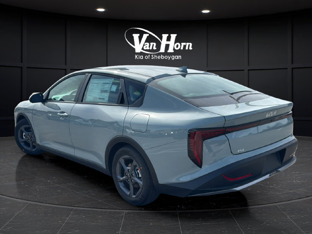 New 2026 Kia K4 FWD image 5