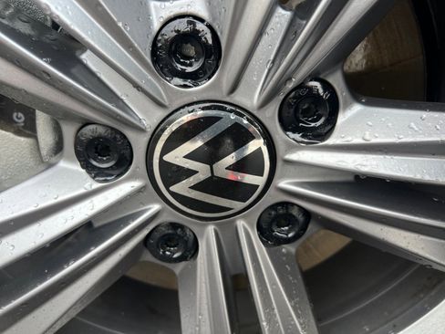 Used 2024 Volkswagen Jetta SE image 30