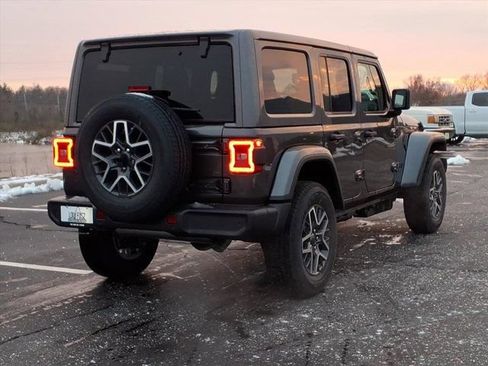 New 2026 Jeep Wrangler Unlimited Sahara w/ Safety Group AWD/4WD image 16