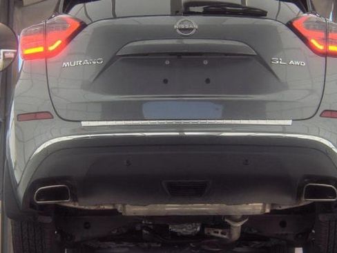 Used 2024 Nissan Murano SL image 10