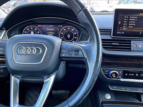 Used 2019 Audi Q5 2.0T Premium Plus w/ Premium Plus Package AWD/4WD image 17