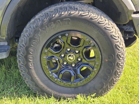 Used 2021 Ford Bronco Wildtrak AWD/4WD image 9