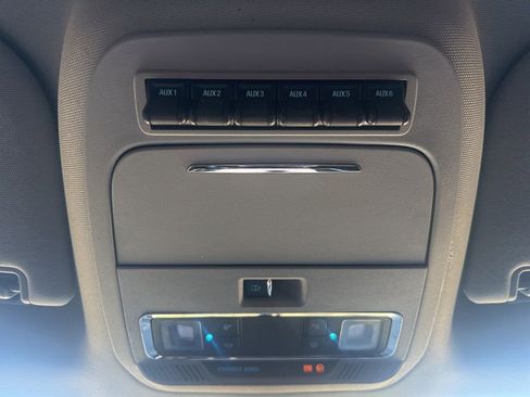 Used 2024 Ford F350 Lariat w/ FX4 Off-Road Package image 29