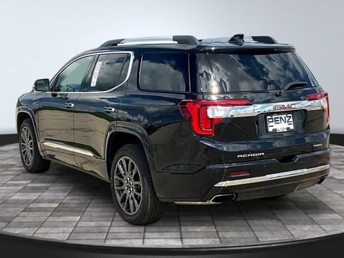 Used 2023 GMC Acadia Denali w/ Black Diamond Edition AWD/4WD image 5