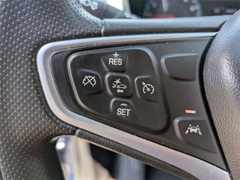 Used 2022 Chevrolet Equinox LS image 10