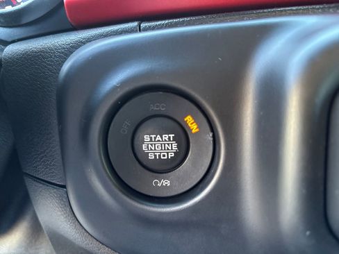 Used 2021 Jeep Wrangler 4WD Rubicon image 30