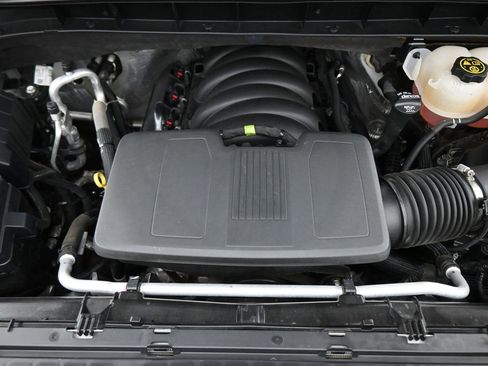 Used 2022 GMC Sierra 1500 Elevation w/ LPO, Elevation Black Package image 19