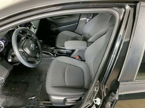 Used 2021 Toyota Corolla LE FWD image 27